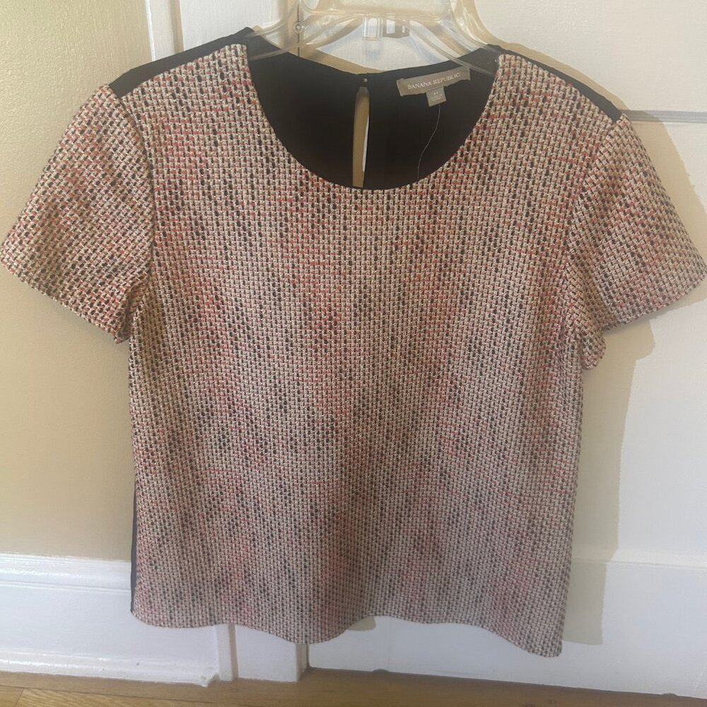 Banana Republic women's textured/boucle short sleeve top/blouse M NWT